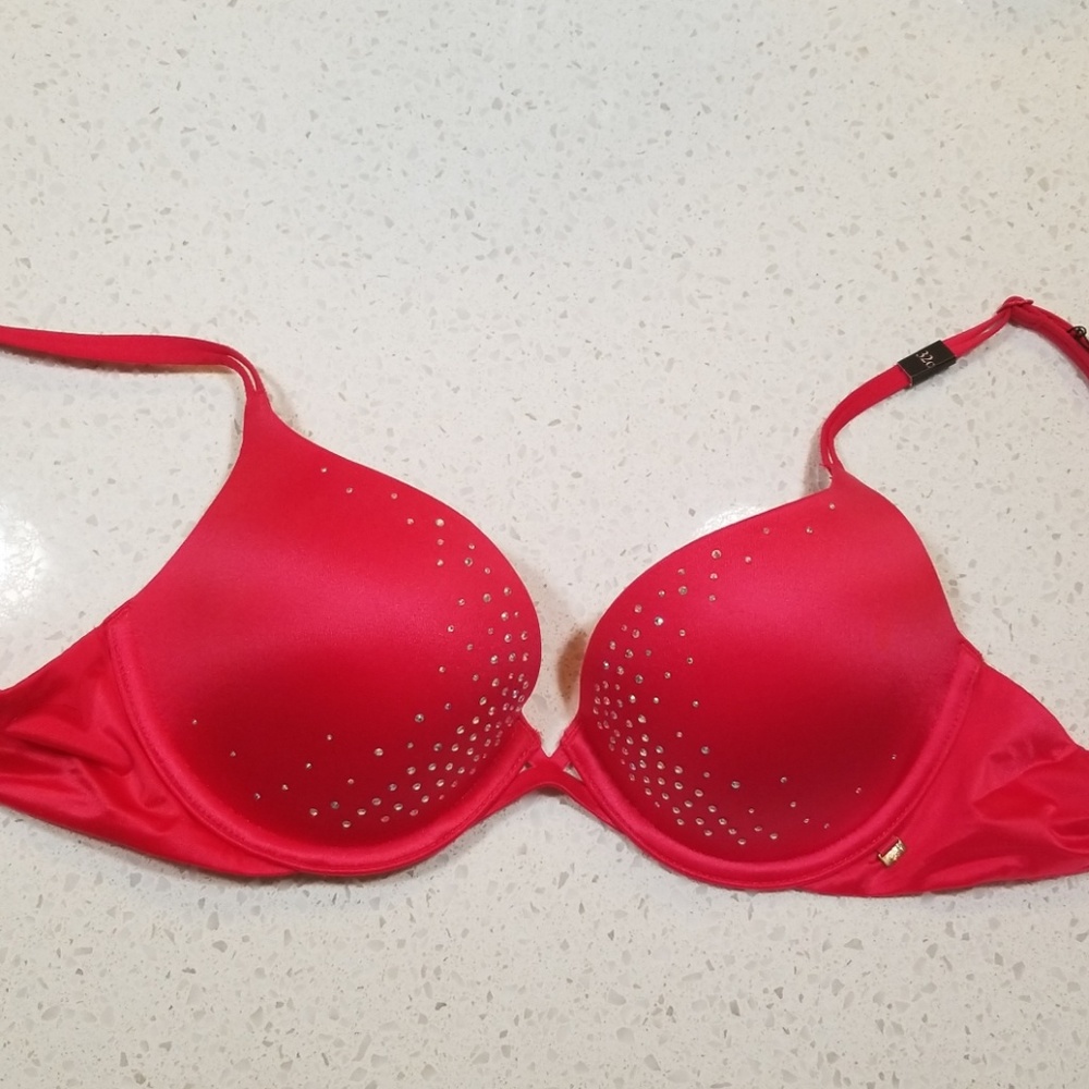 Victoria's secret very sexy pushup